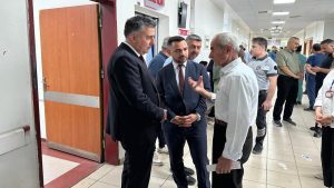 Sağlık Müdürü Solmaz Kozluk’ta Hem Çalışanları Dinledi Hem Hastaları Ziyaret Etti
